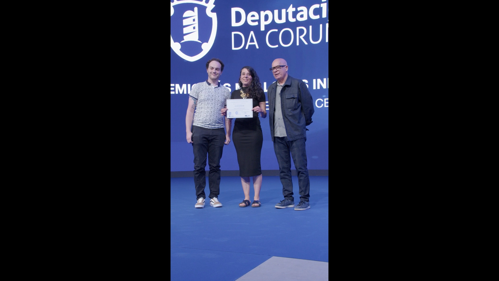 Image default